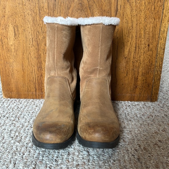 Sorel Winter Boots. Size 7 US. - Picture 2 of 4